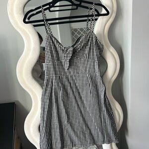 Gingham black and white dress!